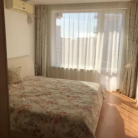 Flat Near The Sea Apartmán