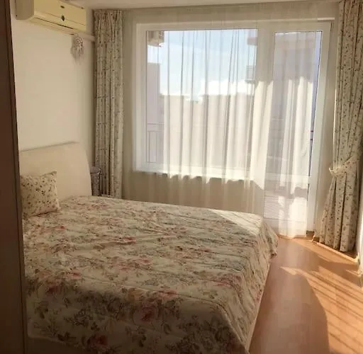 Flat Near The Sea Апартамент