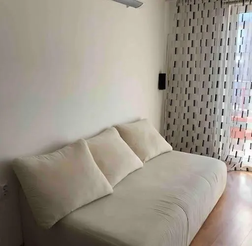 Апартамент Flat Near The Sea *